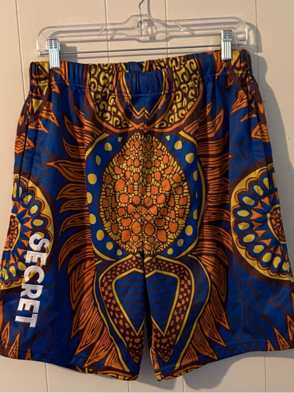 Secret Scientist Men’s Urban Tribal Shorts, Size XL